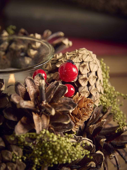 Two Pinecone & Berries Tealight Holders