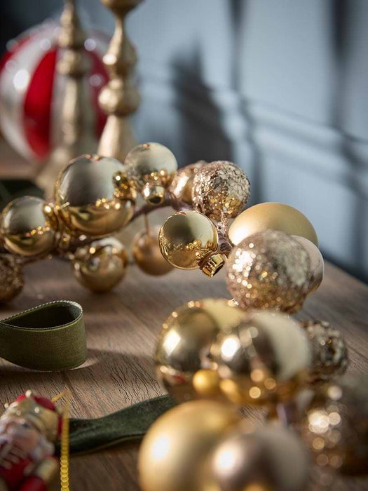 Golden Burst Shatterproof Garland