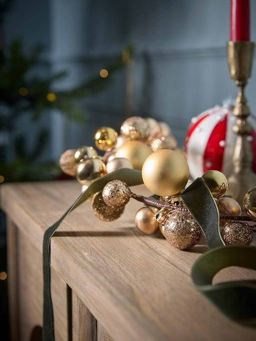 Golden Burst Shatterproof Garland