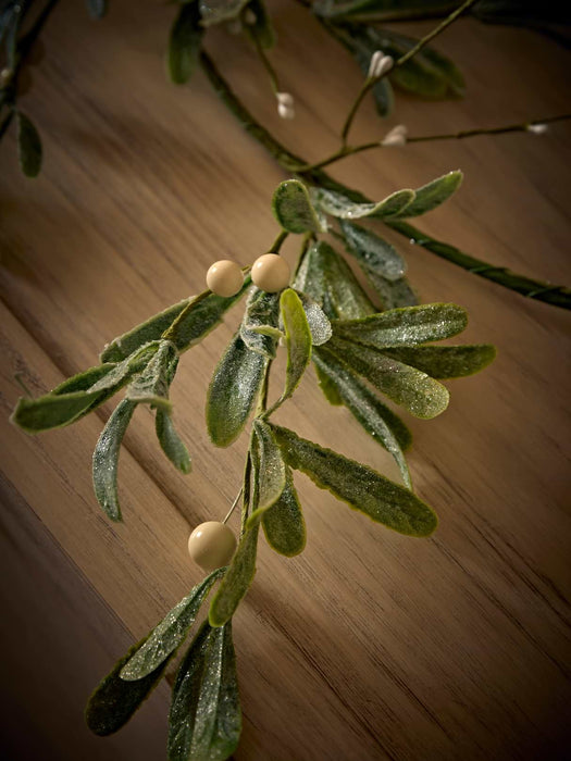 Gold White Berries Mistletoe Garland