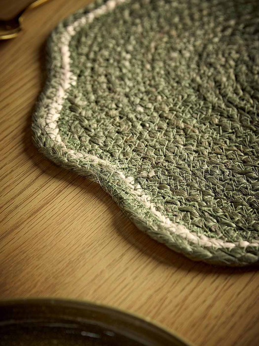 Jute Scalloped Placemat - Green