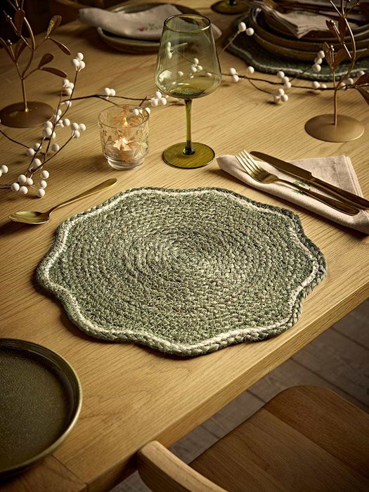 Jute Scalloped Placemat - Green
