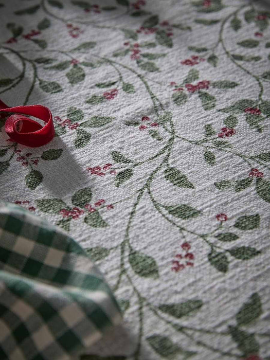 Holly Berry Table Runner