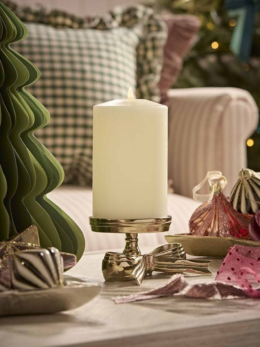 Bow Pillar Candle Holder