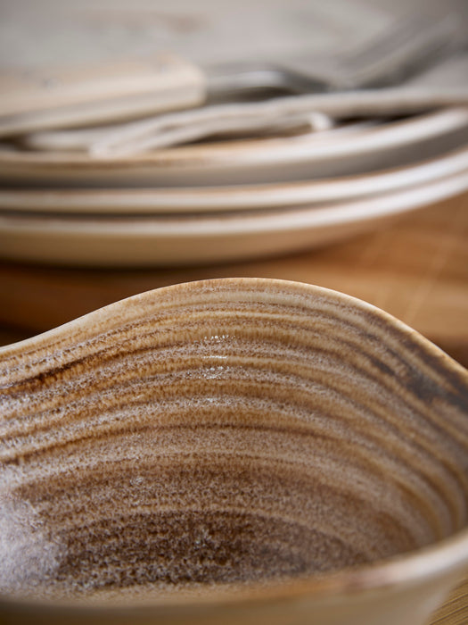 Munro Small Serving Bowl