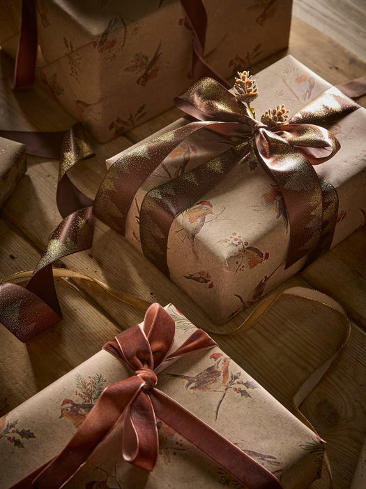 Festive Robins Grass Fibre Wrapping Paper