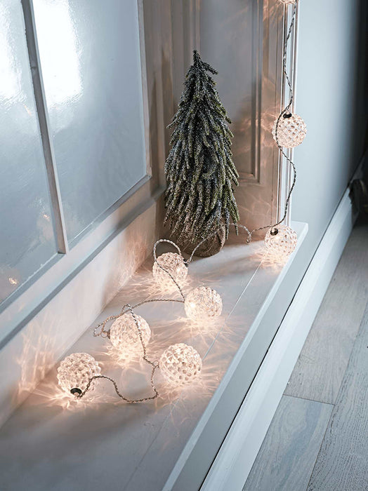 Light Up Frosted Garland