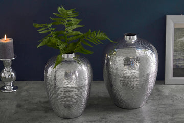 Set Of Two Vases Oriental 27cm/32cm Hammered Metal Silver