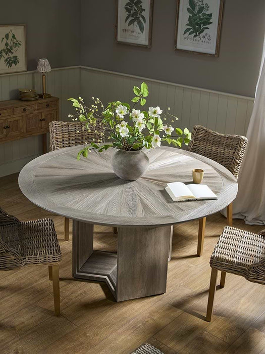 Hoorn Dining Table