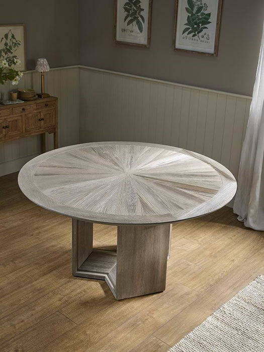 Hoorn Dining Table