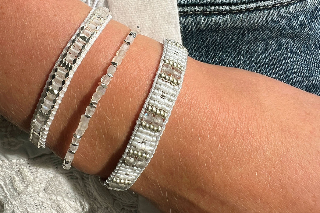 Seraphina White & Silver Stretch Bead Bracelet