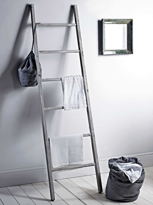 Grey Washed Towel Ladder