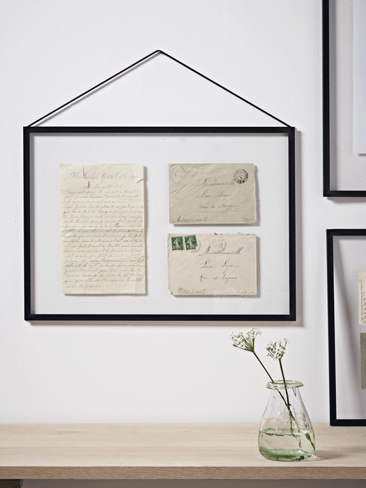 Black Hanging Frame - Large