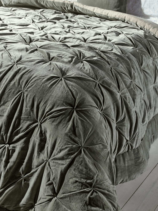 Pin-Tucked Velvet & Linen Single Quilt - Sage