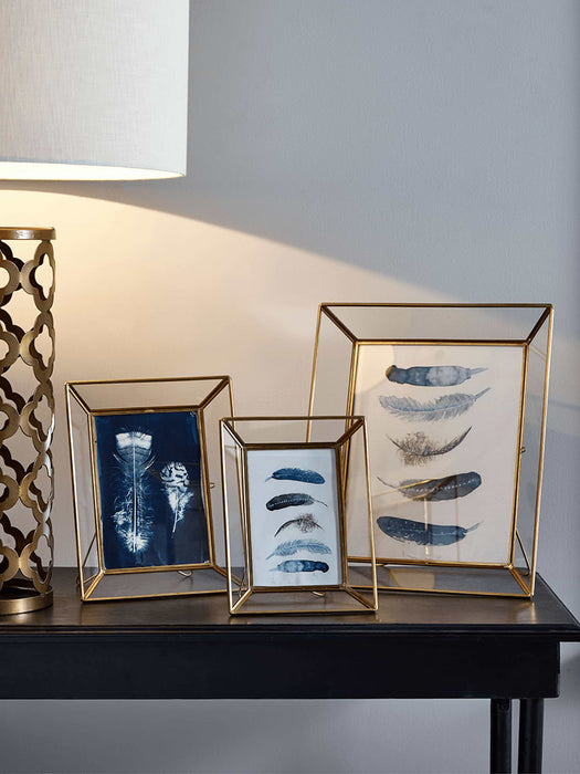 Delicate Brass Frame - Large