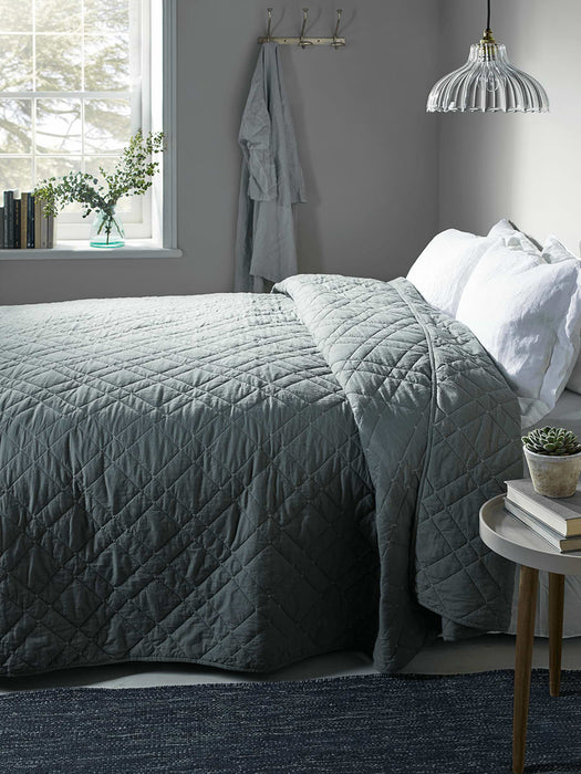 Cotton Quilted Kingsize Bedspread - Dove Grey