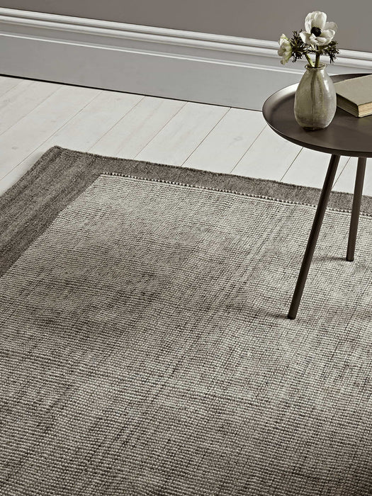 Enkel Rug