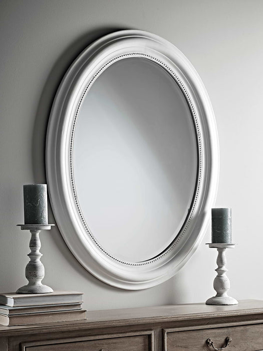 White Beaded Edge Oval Mirror