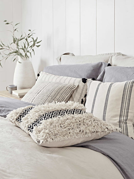 Dash Piped Cushion