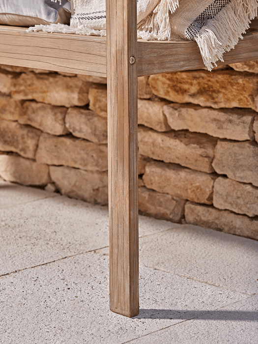 Acacia Bench
