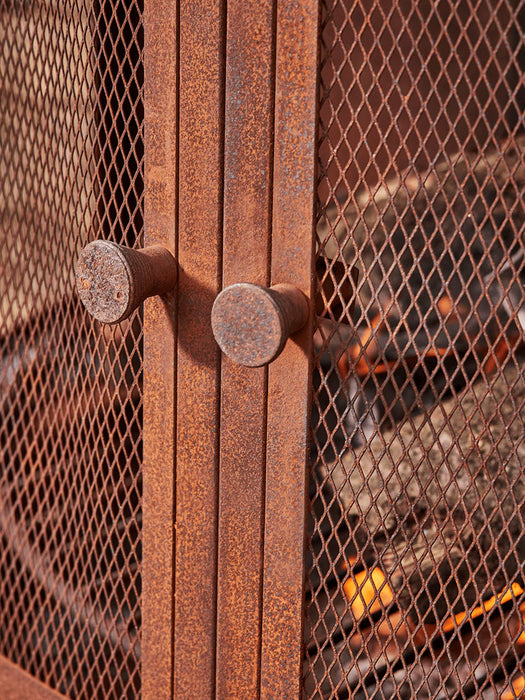 Rusty Outdoor Woodburner - Rounded