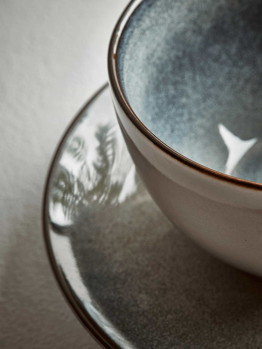 Six Linby Dinner Plates