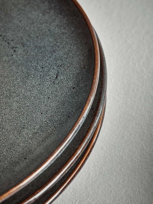 Six Linby Dinner Plates