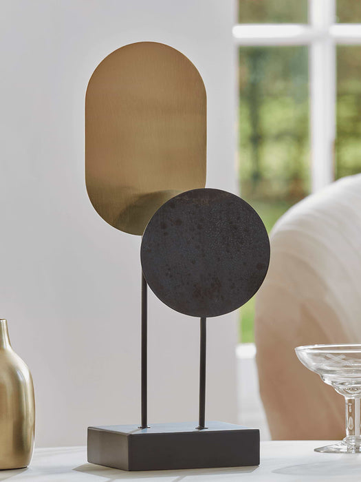 Deco Sculpture
