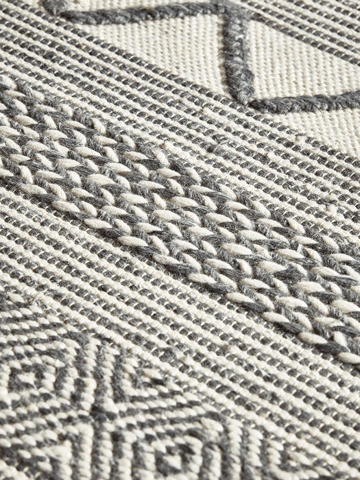 Textured Stripe Rug - Grey