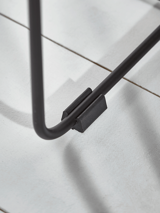 Iron Mesh Magazine Rack