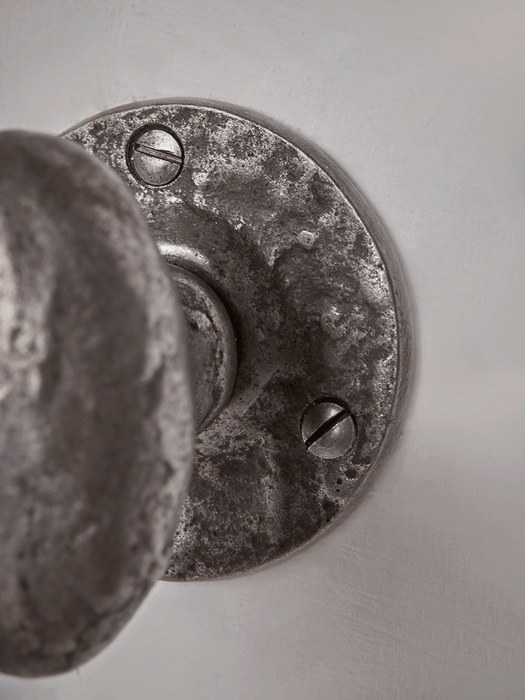 Oval Door Knob - Cast Iron