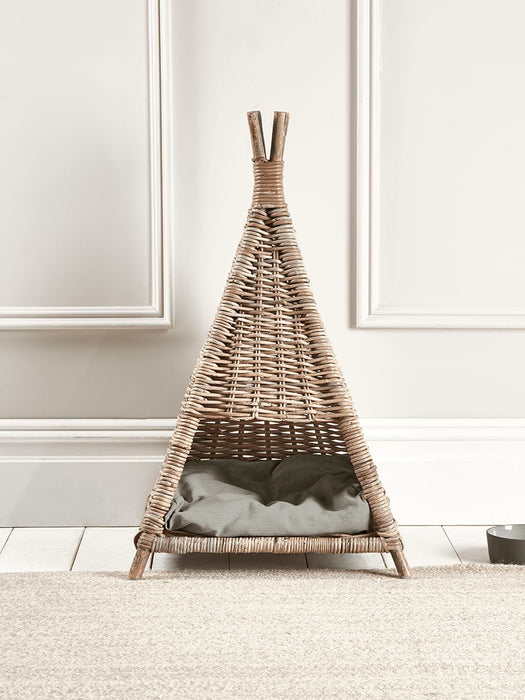 Rattan Pet Tipi