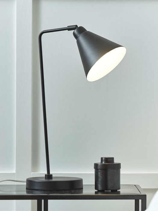 Peyton Desk Lamp