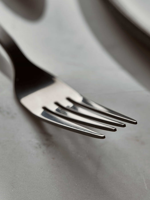 Polished Black Cutlery Set