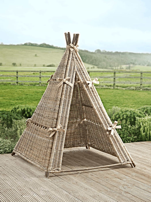 Round Rattan Tipi