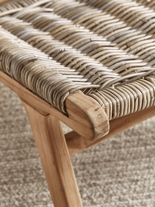 Lounge Chair - Round Rattan
