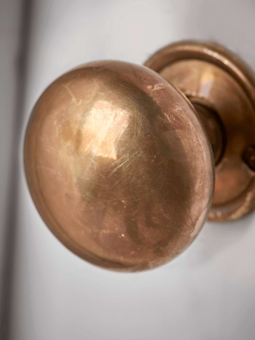 Round Door Knob - Antique Brass