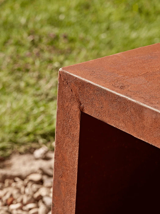 Rusty Logstore Firepit