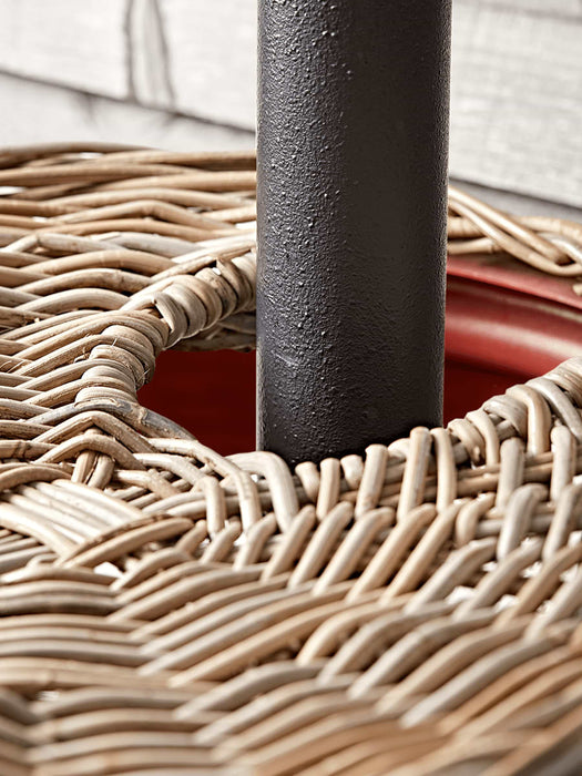 Round Rattan Rain Butt