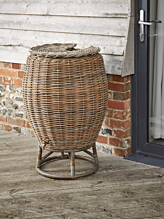 Round Rattan Rain Butt
