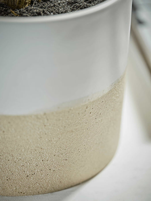 Two Tone Textured Planter