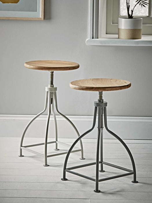 Twist Stool - Soft Grey