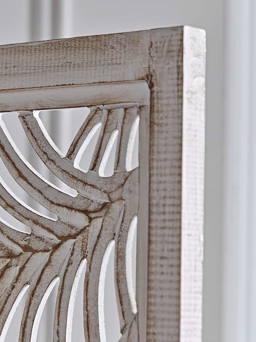 Carved Leaves Screen