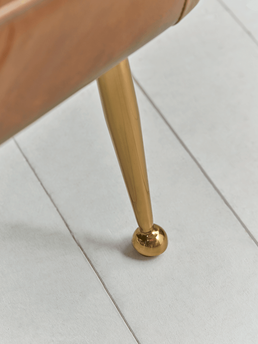 Buttoned Leather Armchair - Tan
