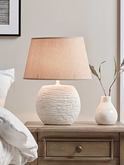 Rustic Ceramic Table Lamp - Lines