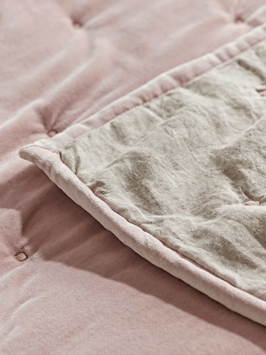 Lightweight Velvet & Linen Kingsize Quilt - Dusky Pink