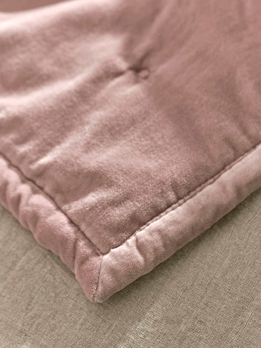 Lightweight Velvet & Linen Kingsize Quilt - Dusky Pink