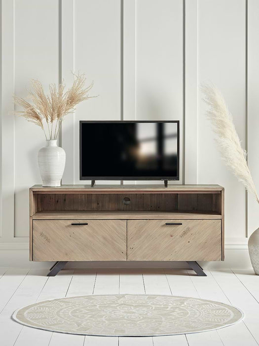Salcombe Media Unit