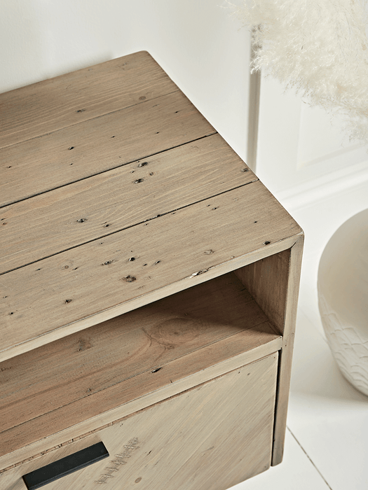 Salcombe Media Unit