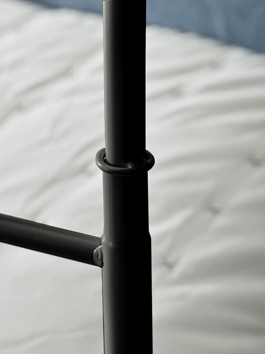 Luna Canopy Kingsize Bed